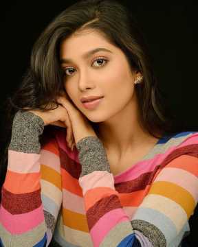 Jalebi (2018) Cast - Actor, Actress, Director, Producer 